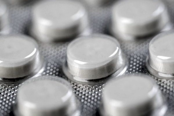 Medicamentul de Reducere a Durerii Cel Mai Popular din Lume Ar Putea Induce Comportamente Riskante