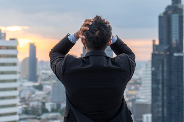 De ce Corpul Tău Crede Că Ești în Luptă cu Lei în Fiecare Zi, Conform Antropologilor