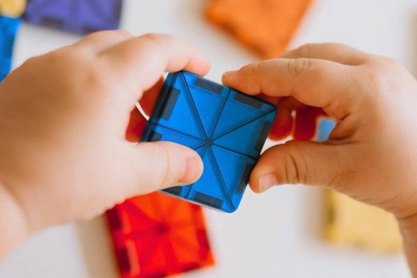 Jucăriile se pot transforma în pericole în câteva secunde: Cum să rămâi în siguranță de Crăciun