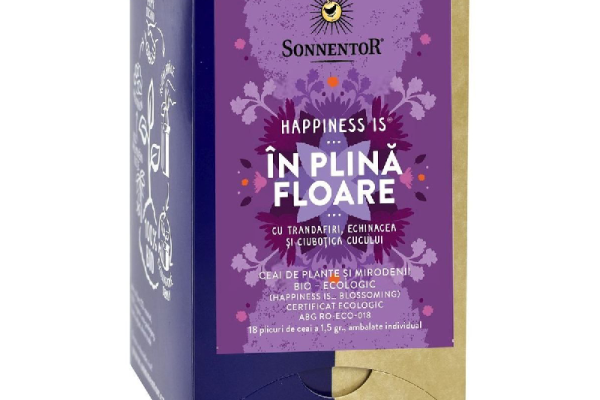 Cum un ceai floral m-a ajutat să redescoper iubirea pentru momentele simple