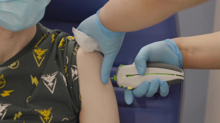 Vaccinul Universal împotriva Coronavirusului ar putea oferi Protecție împotriva Tulpinilor Viitoare