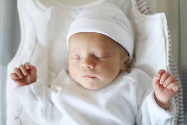 Testul de sânge distinge între infecțiile bacteriene și virale la nou-născuți