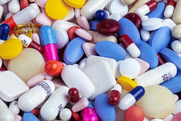 Compania de Biotehnologie Virtuală folosește 37.000 de agenți AI pentru descoperirea de medicamente