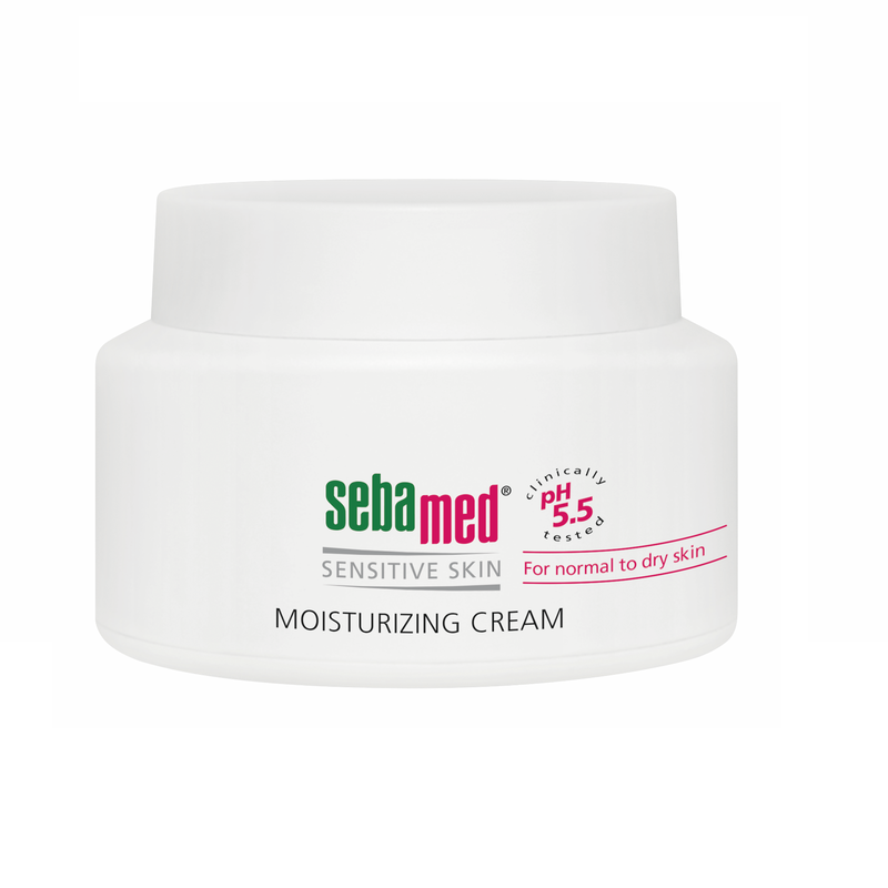 Cum ajută crema cu vitamina E la hidratarea tenului tău? Beneficii și recenzie.