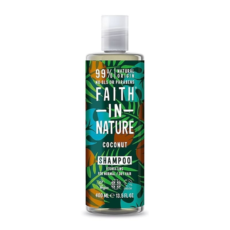 Știai că nuca de cocos poate transforma complet textura părului tău?